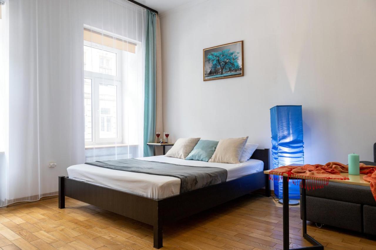 Ferienwohnung Затишний Відпочинок В Центрі Львова Exterior foto
